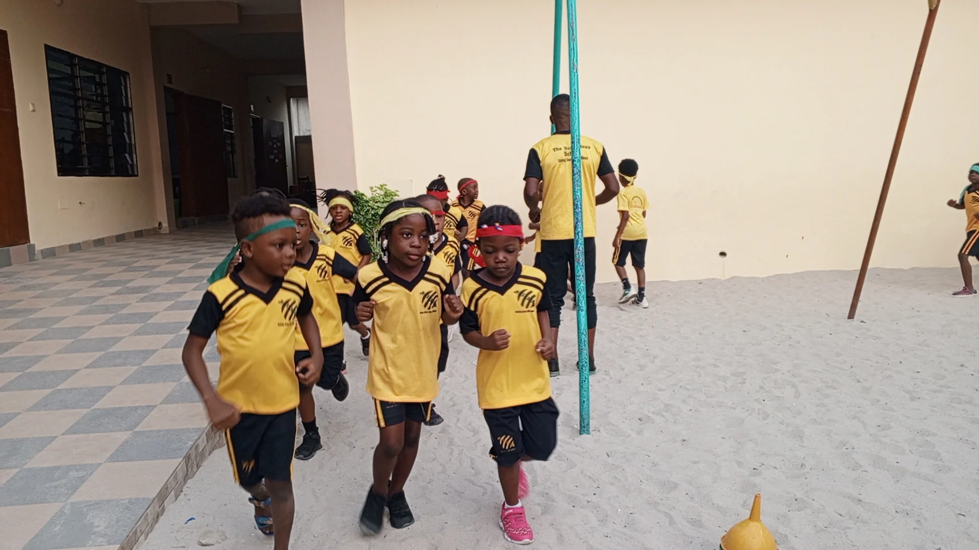 Photo 2 de The Busy Bees School